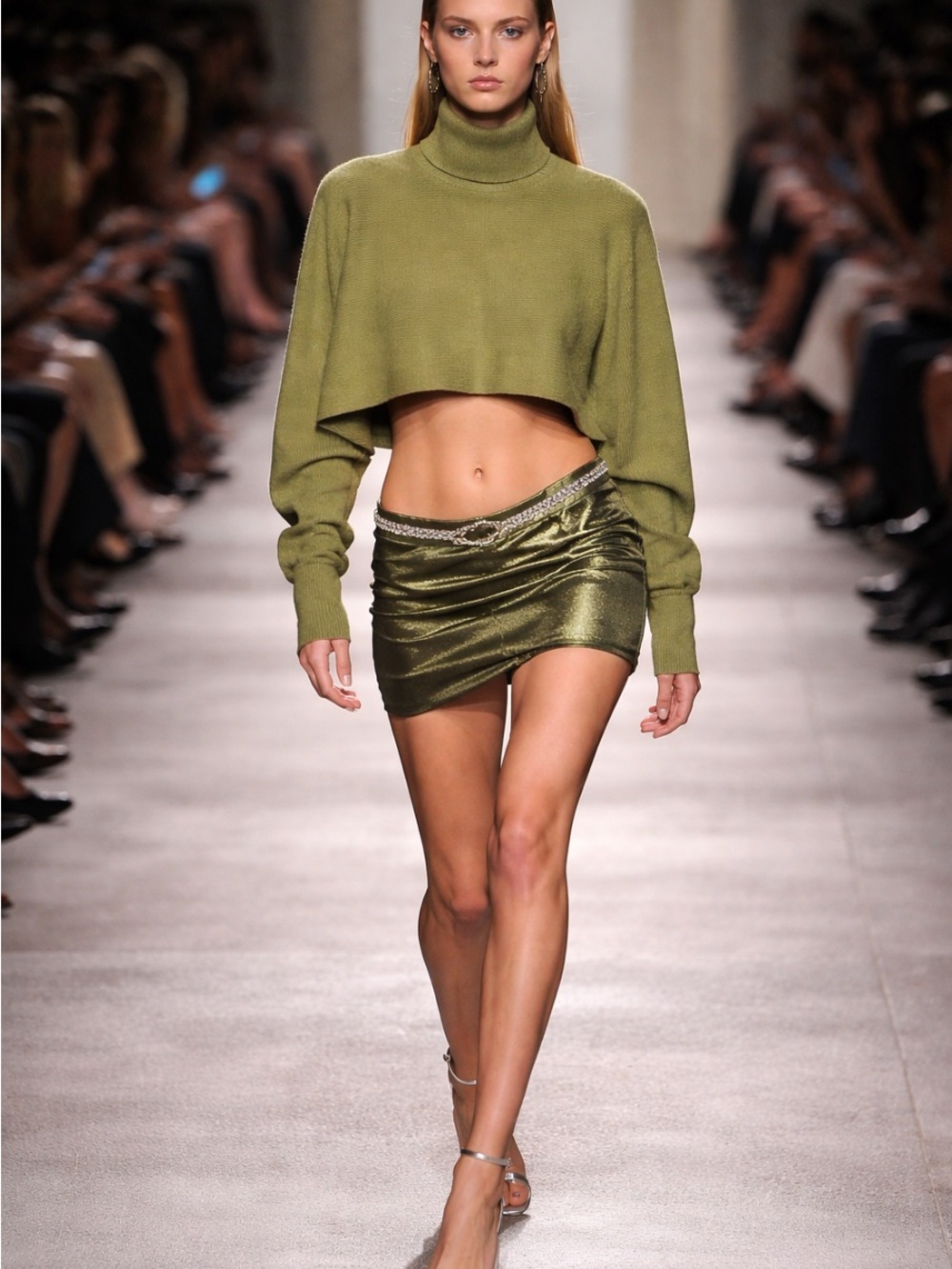 Forever 21 Olive Cropped Turtleneck Sweater